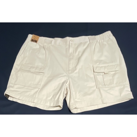 NWT Mens Roundtree & Yorke Khaki Cargo Shorts Flat Front Size 50 - Picture 2 of 4